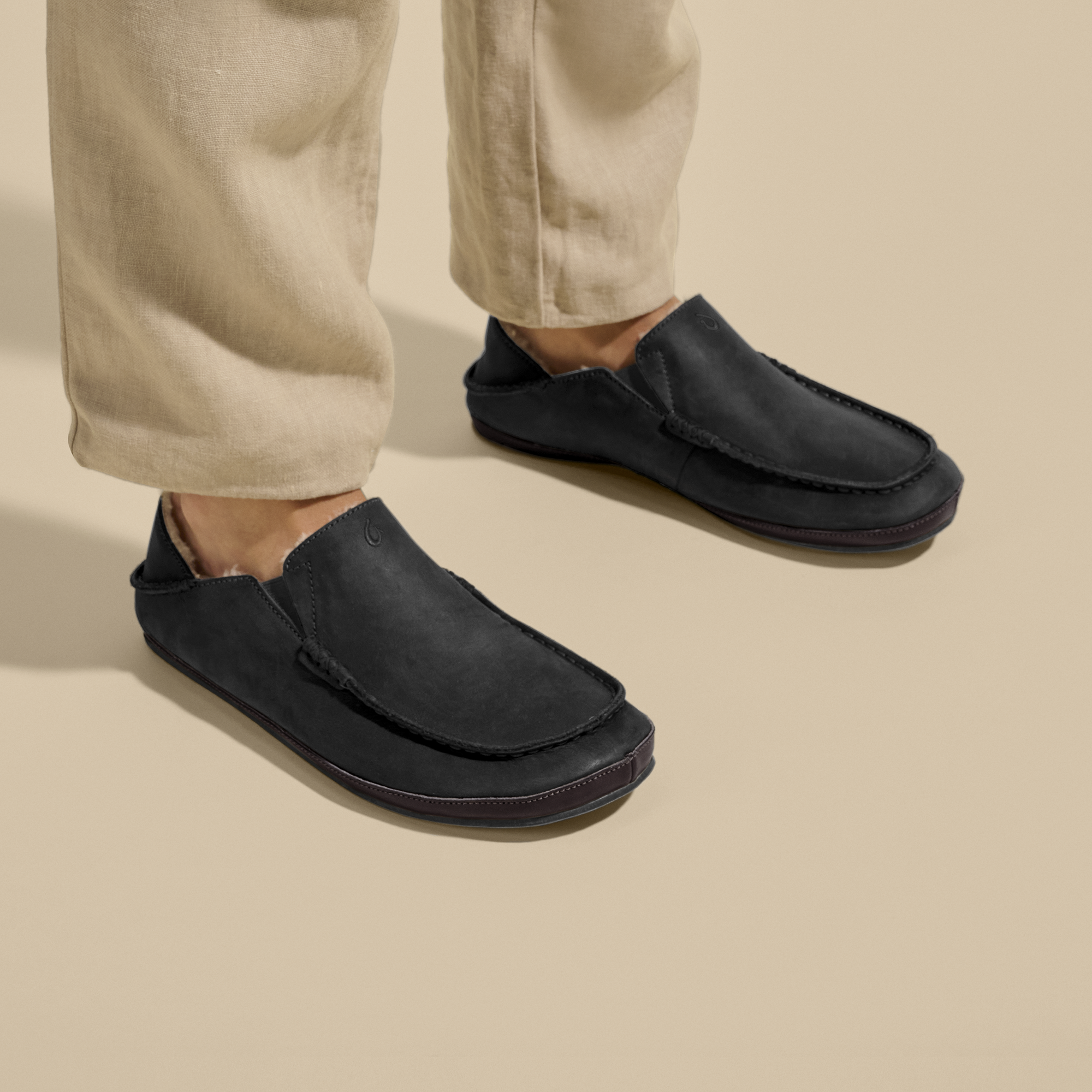 Moloā Slipper - Black / Dk Java - Image 2
