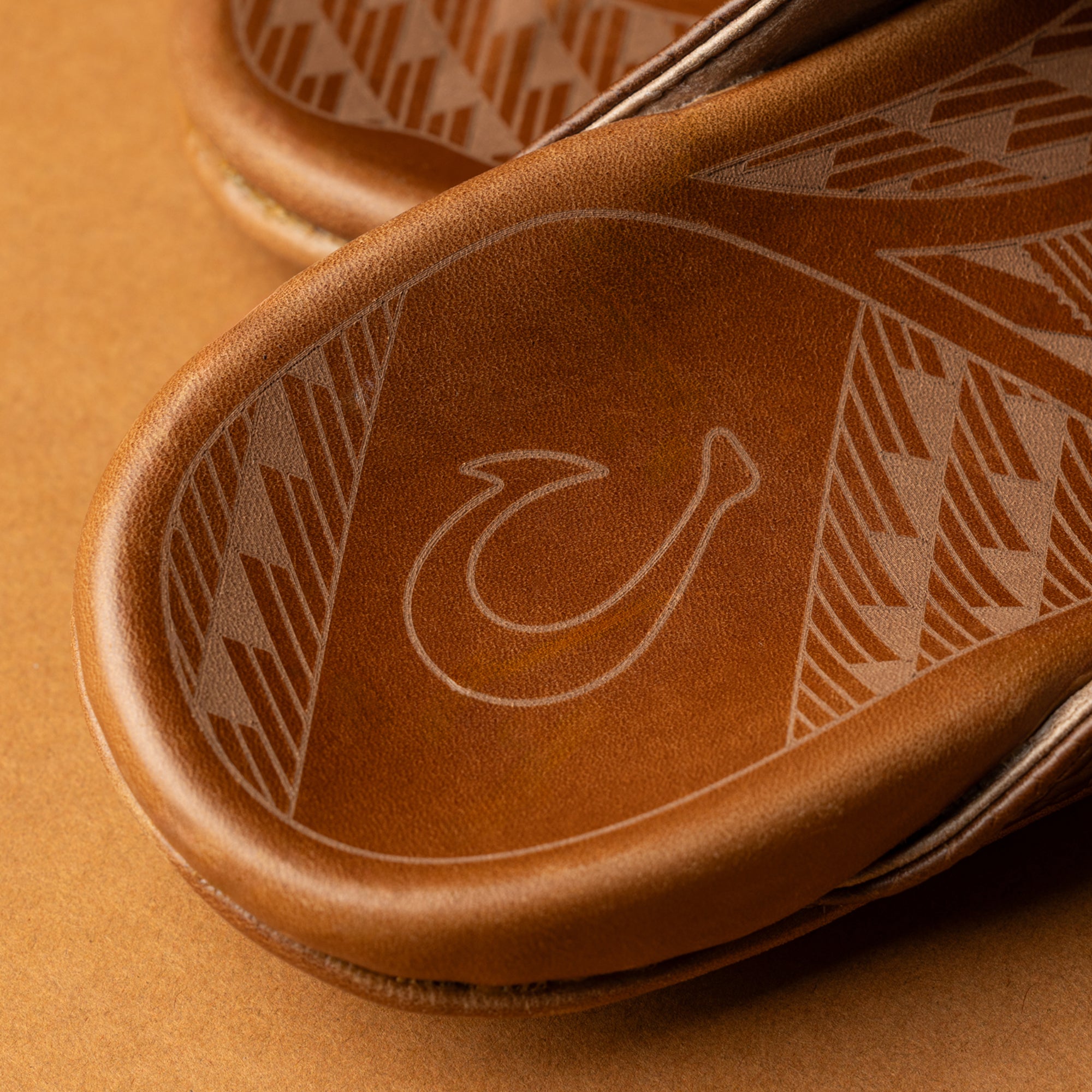Mea Ola Lauhala - Toffee / Toffee - Image 6